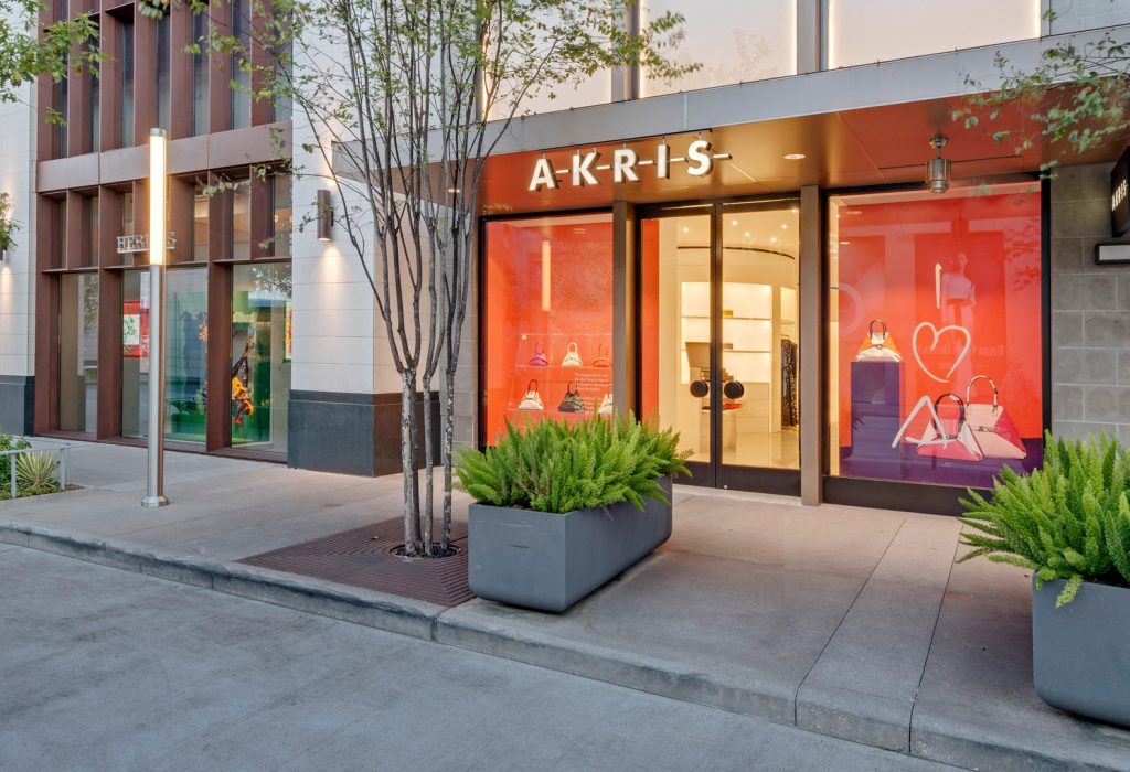 Akris