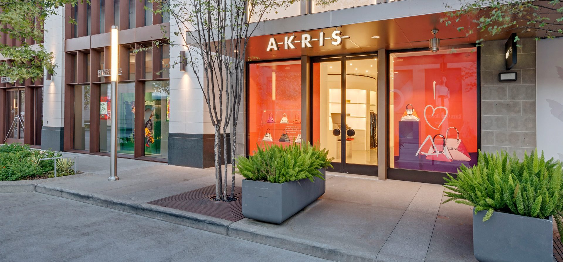 Akris