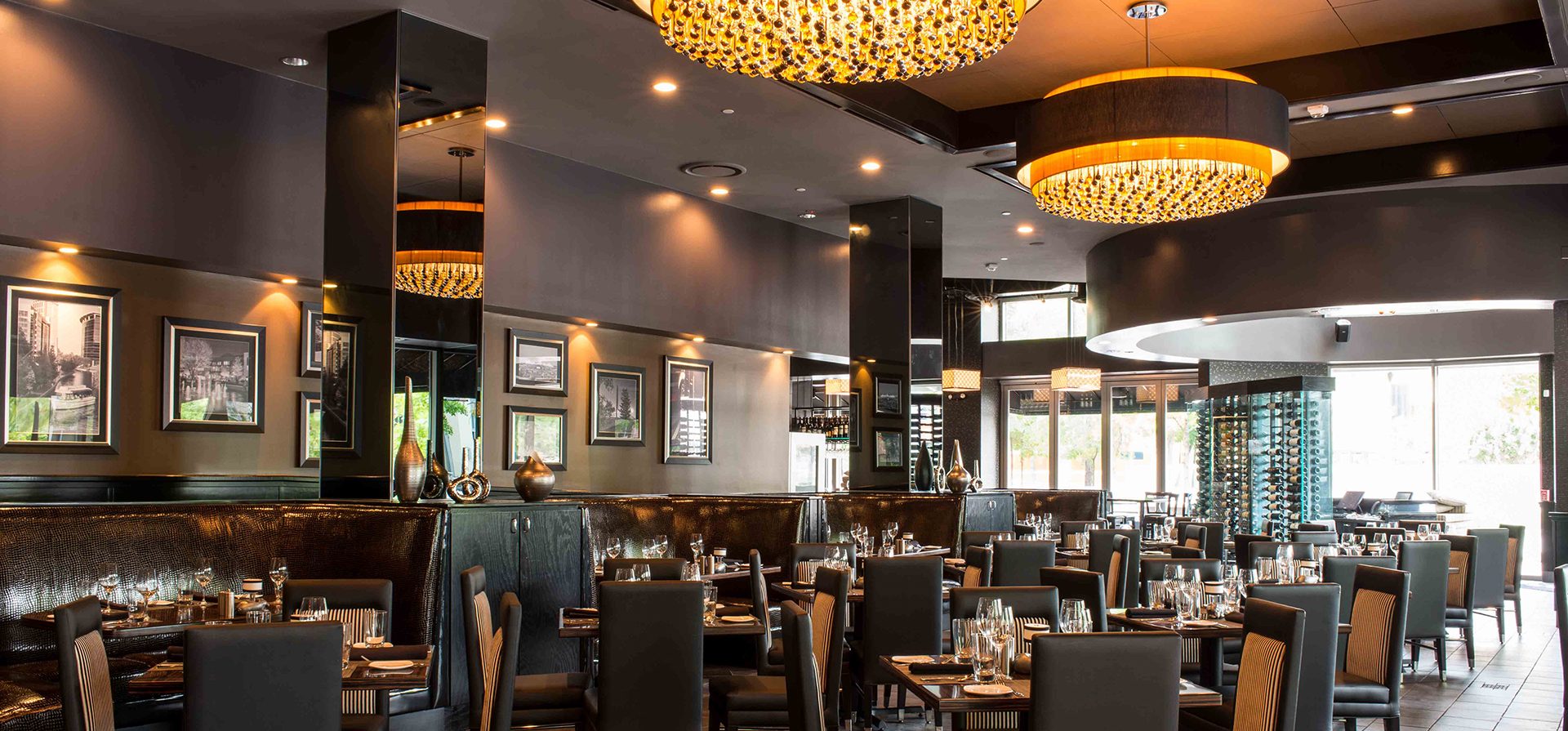 Morton's Grille