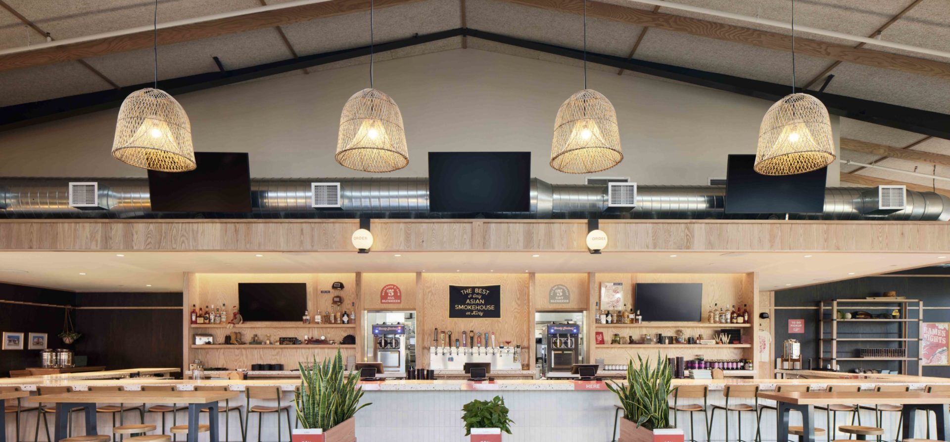 Loro Asian Smokehouse & Bar. - Kirby