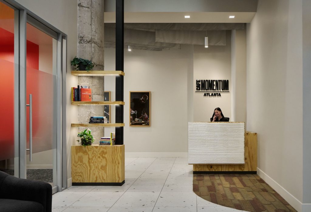 Cafe Momentum