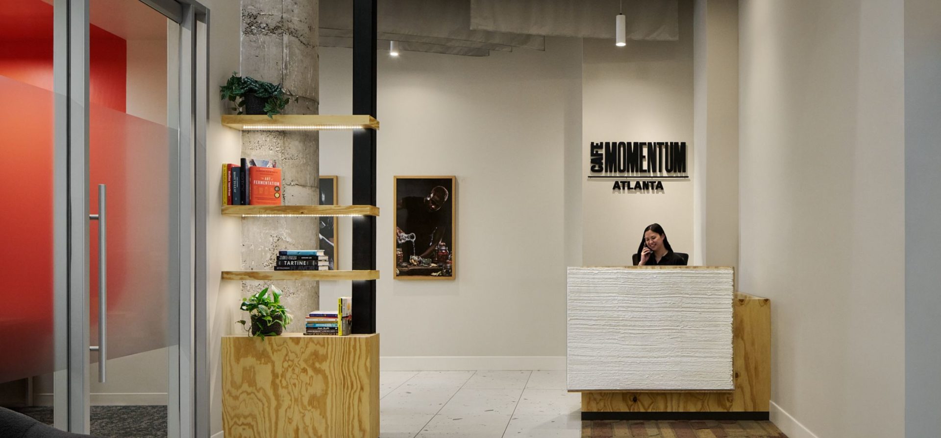 Cafe Momentum